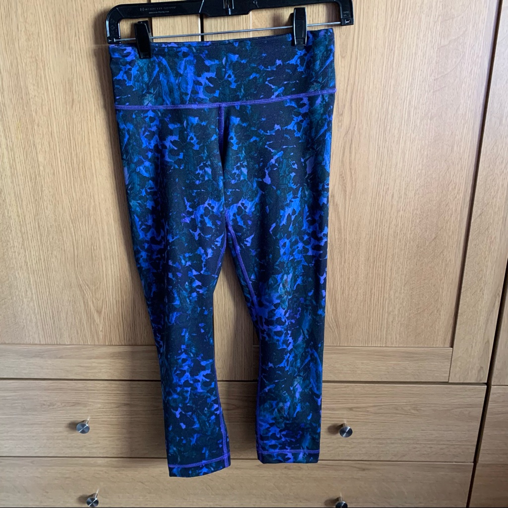 Lululemon Wunder Under Sz 4 Cropped Blue Leggings